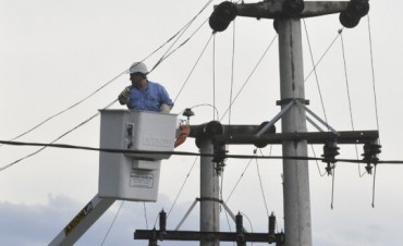 Debido al clima, la Cooperativa elèctrica se viò obligada a suspender el corte que se había programado para el día de hoy.