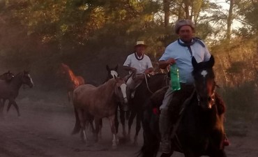 200 leguas a caballo: la historia de nueve gauchos que unirán una vez más Villegas con Luján. Acaban de pasar por Los Toldos