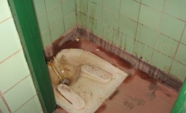 Deteriorada situacion en los edificio escolares de nuestro distrito