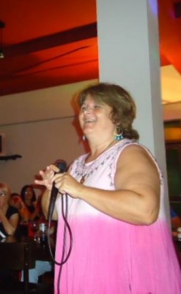Ya se saben los nuevos ganadores de la 2ª edicion del Karaoke y que cantaran el Jueves 30 de Abril