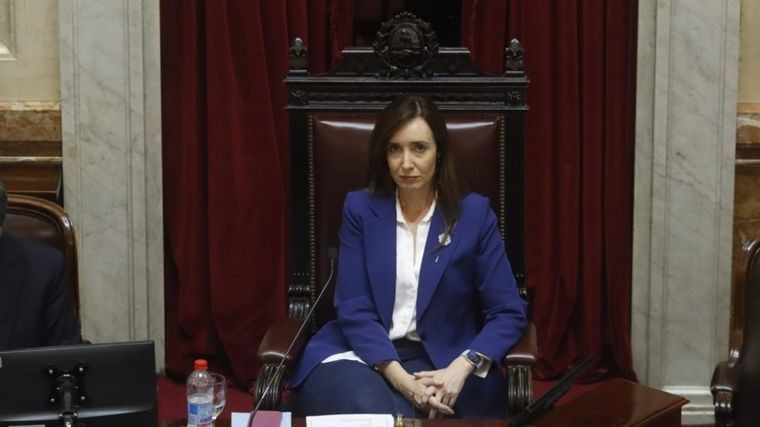 Villarruel se propone revisar la dotación de empleados del Senado