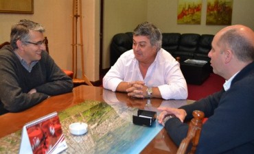 El intendente Selva, de la ciudad de Mercedes, recibió a nuestro intendente