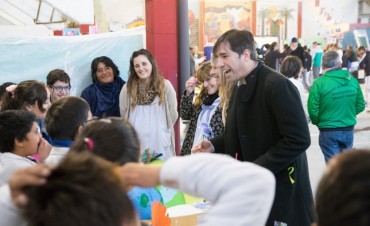 Exposición de las Escuelas por el Dia del Ambiente