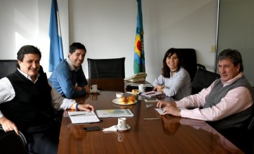 Reunión de trabajo por el avance de obras de General Viamonte