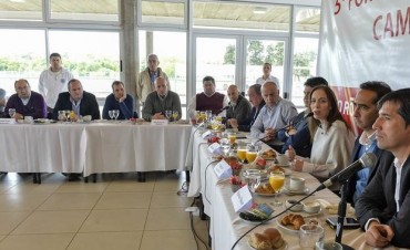 Intendentes del oficialismo, con pedidos de financiamiento a Vidal