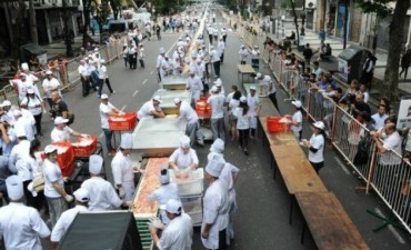 La pizza más larga de Buenos Aires tiene 500 metros