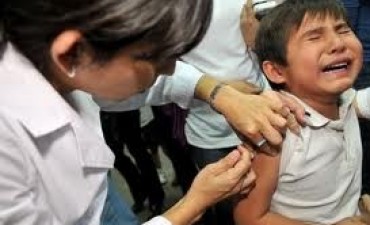 Piden vacunar a los chicos que empiecen el primer grado de la escuela primaria