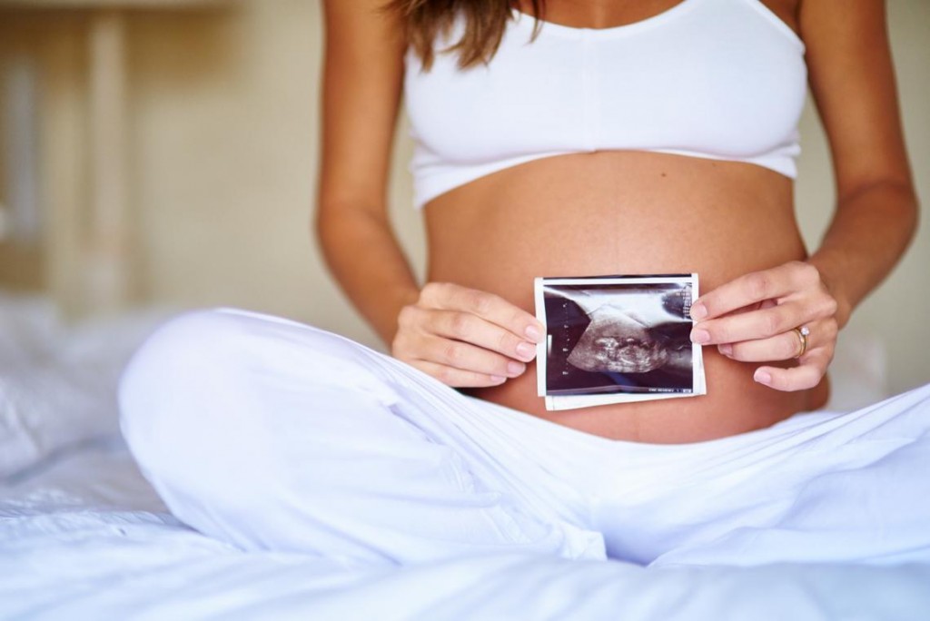 Pueden las embarazadas transmitir el coronavirus a sus bebés? By Laura Marcos