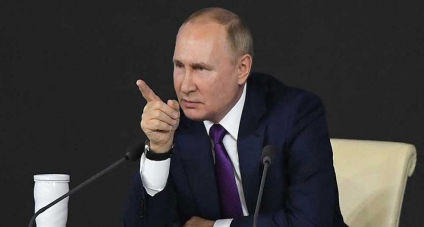 El presidente Vladimir Putin dijo que si no logra sus objetivos «por la negociación», será «por la guerra»