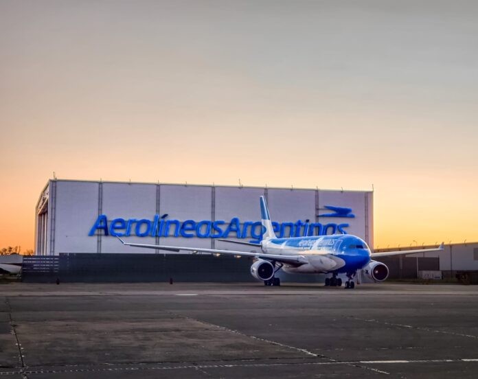 Aerolíneas Argentinas abrió un retiro voluntario para 8.000 empleados