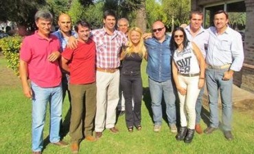El massismo de la Cuarta se reunió en Lincoln. Asistiò el concejal Marcelo Lifourrena y el dr Javier Mignaquy