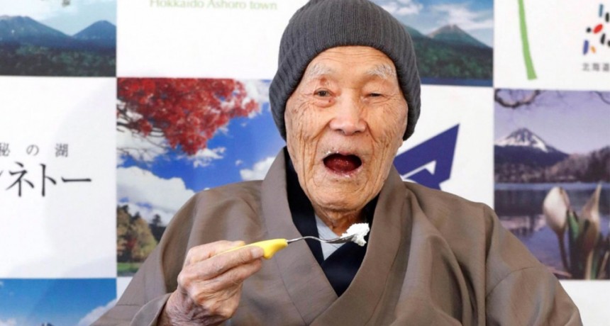Un japonés de 112 años es el nuevo hombre más viejo del planeta
