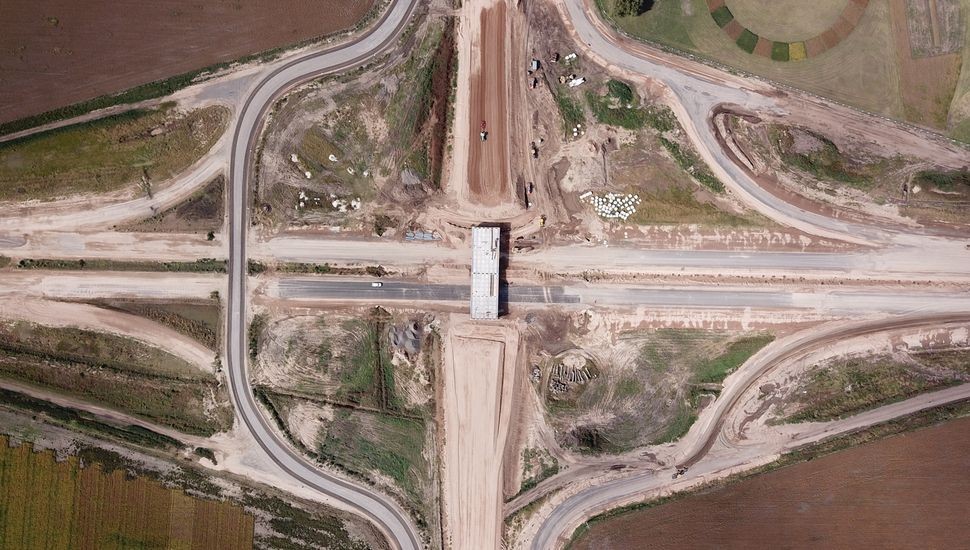 Autopista 7: avanza la construcción  en la variante de Chacabuco