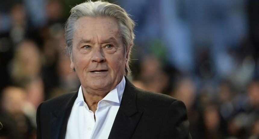 Alain Delon pidió a la familia terminar con su vida a través de un suicidio asistido