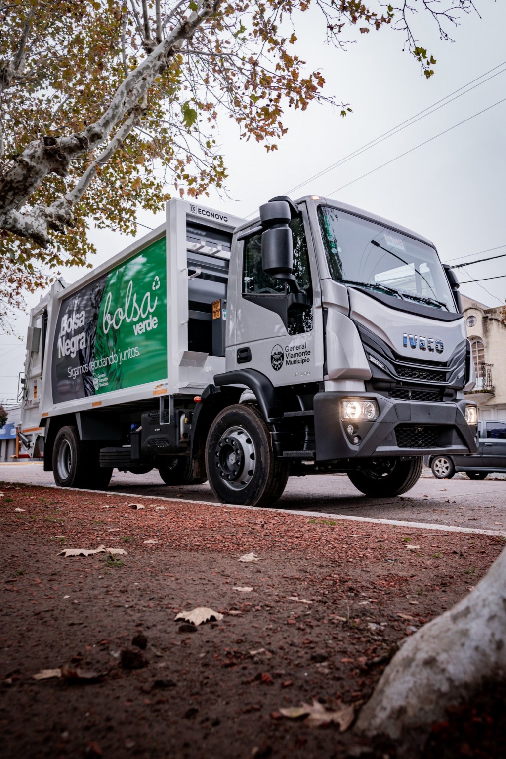 Los Toldos. Se suma un nuevo camión para mejorar la recolección de residuos