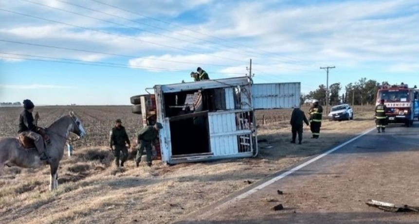 Tragedia en Santa Fe |  Dos mujeres viajaban a un velorio y murieron en un choque