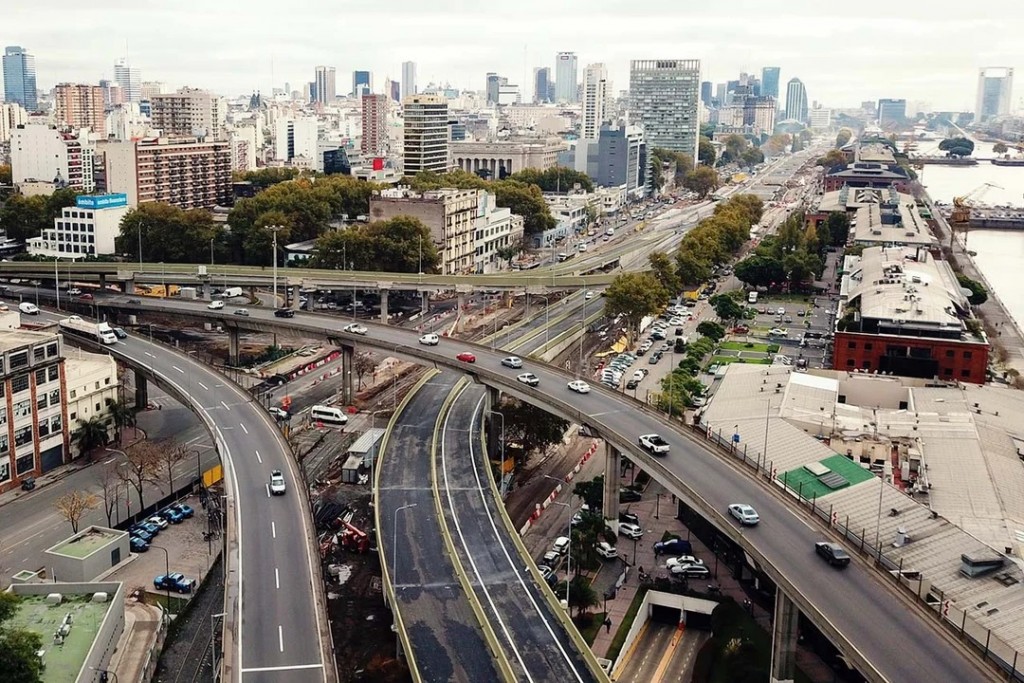 Cuáles son los 15 autos que dejan de pagar peaje en la Ciudad de Buenos Aires