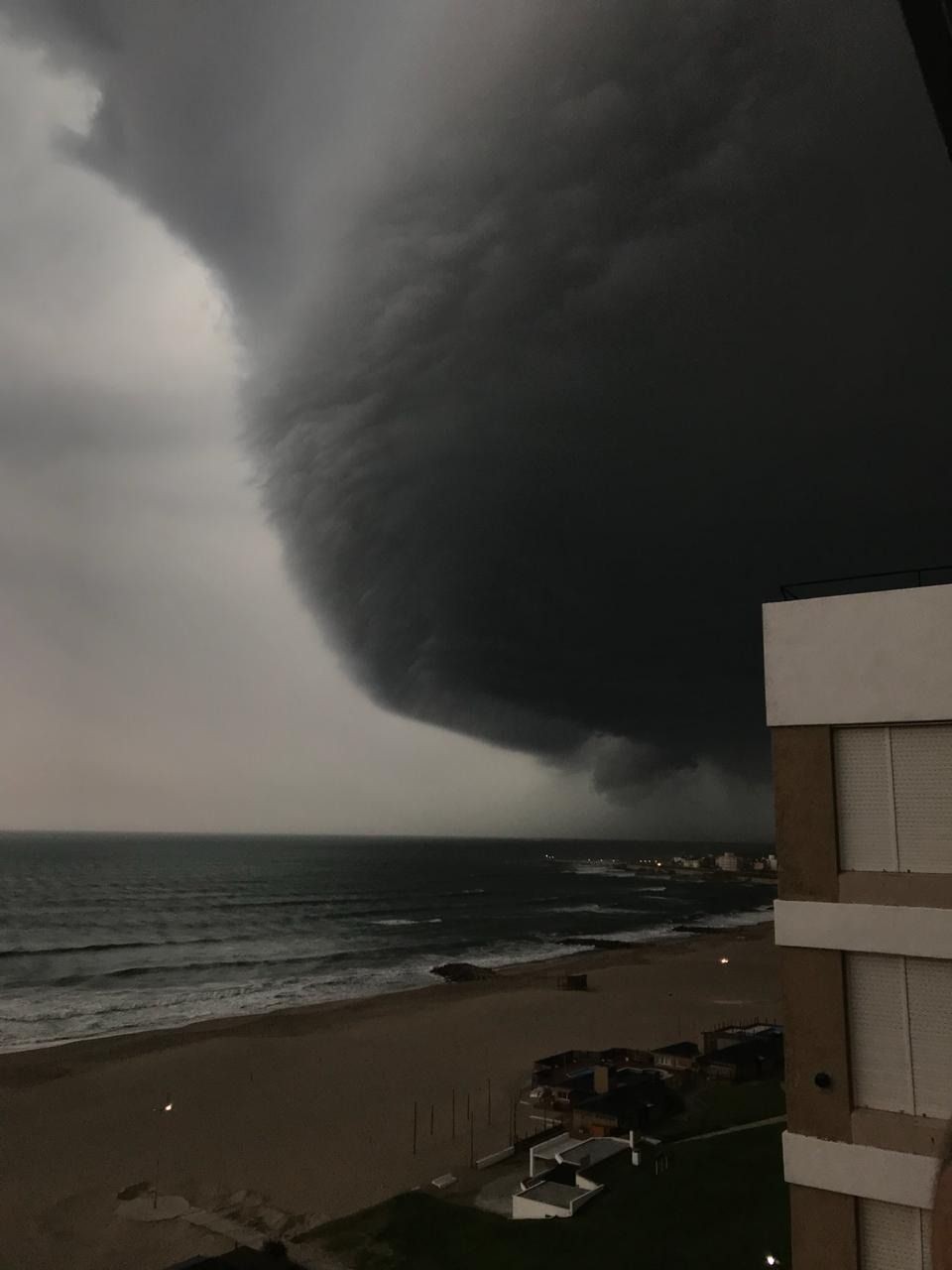 Varias ciudades de la Costa fueron azotadas por un fuerte temporal