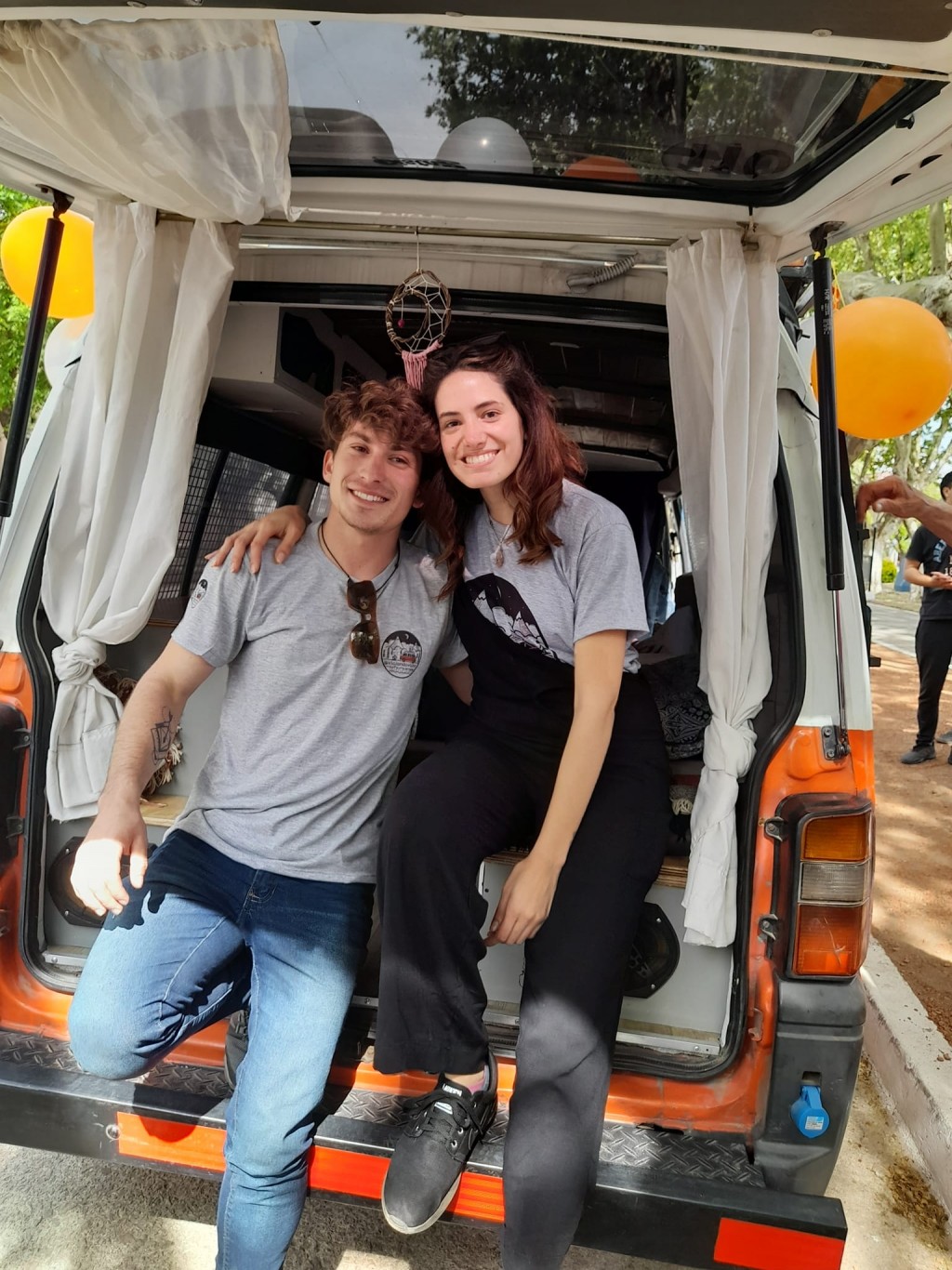 Nadia Pérez y Joaquín Randazzo salieron a recorrer Latinoamérica. El inicio de su gran viaje !