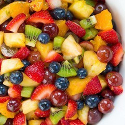 HABLEMOS de NUTRICION: LIC NADIA LINGOR | Hoy ensaladas de frutas