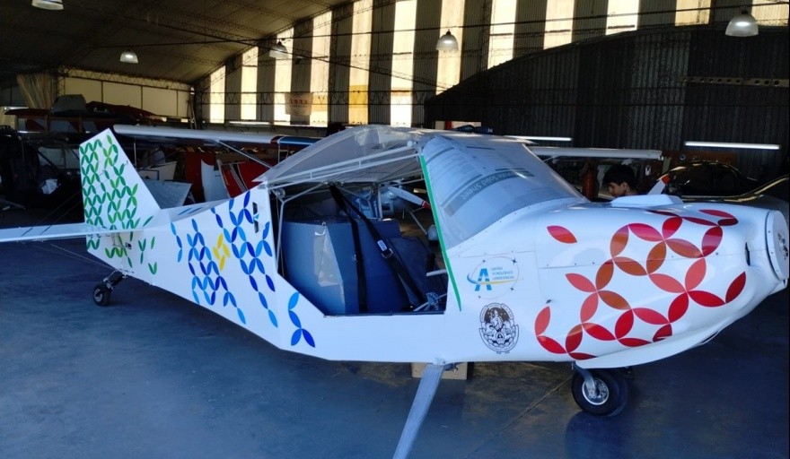 Una Pyme bonaerense y la UNLP fabrican el primer avión eléctrico del país