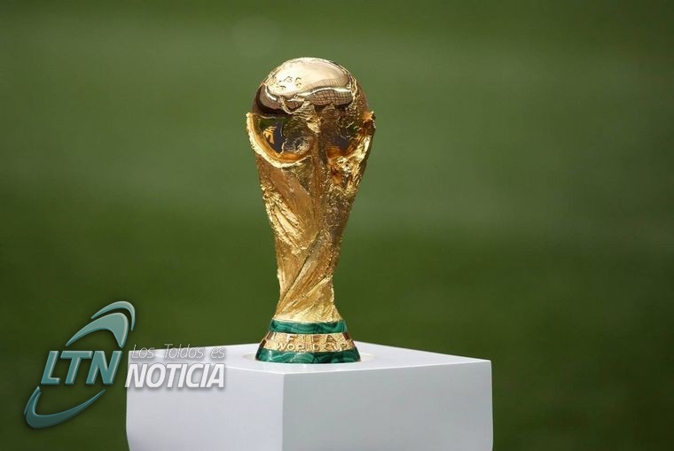 De qué está hecha la copa del mundo?